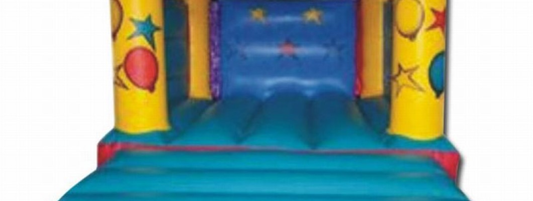 How Should You Respond If a Bouncy Castle Deflates During Use?